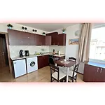 Avrora Studio's Appartement *
