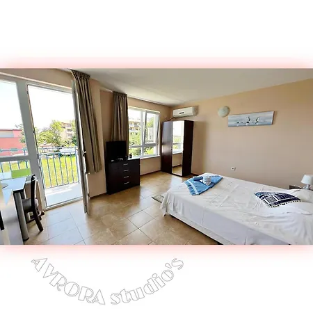 Avrora Studio's * 比亚拉