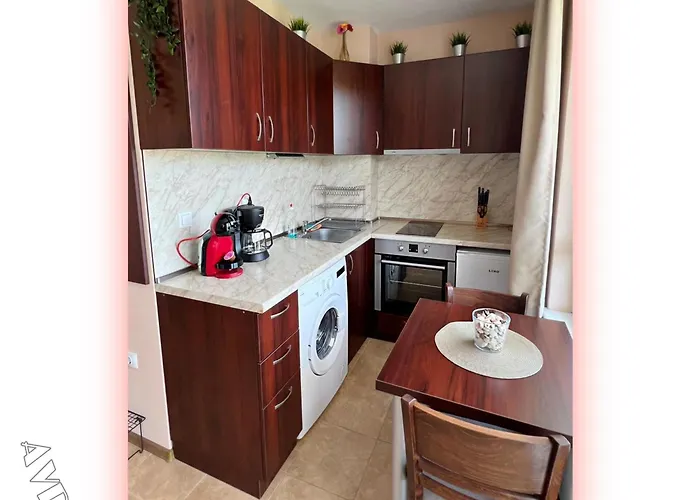 Avrora Studio's Apartament Beala